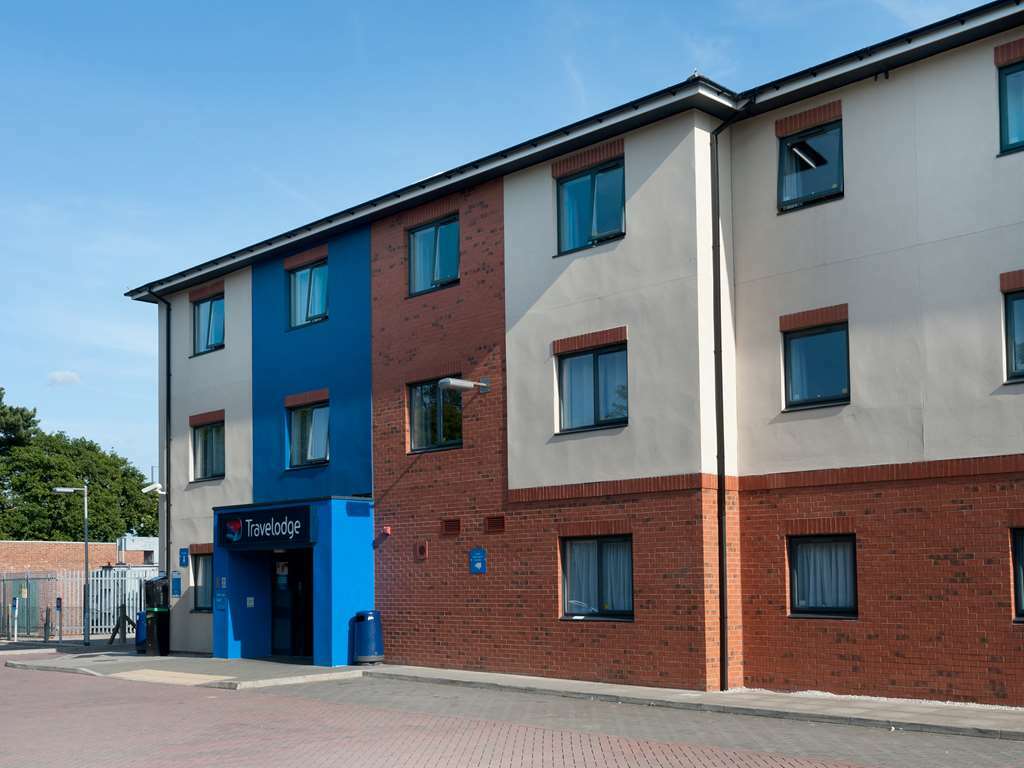 Travelodge Bromborough Port Sunlight Exterior foto